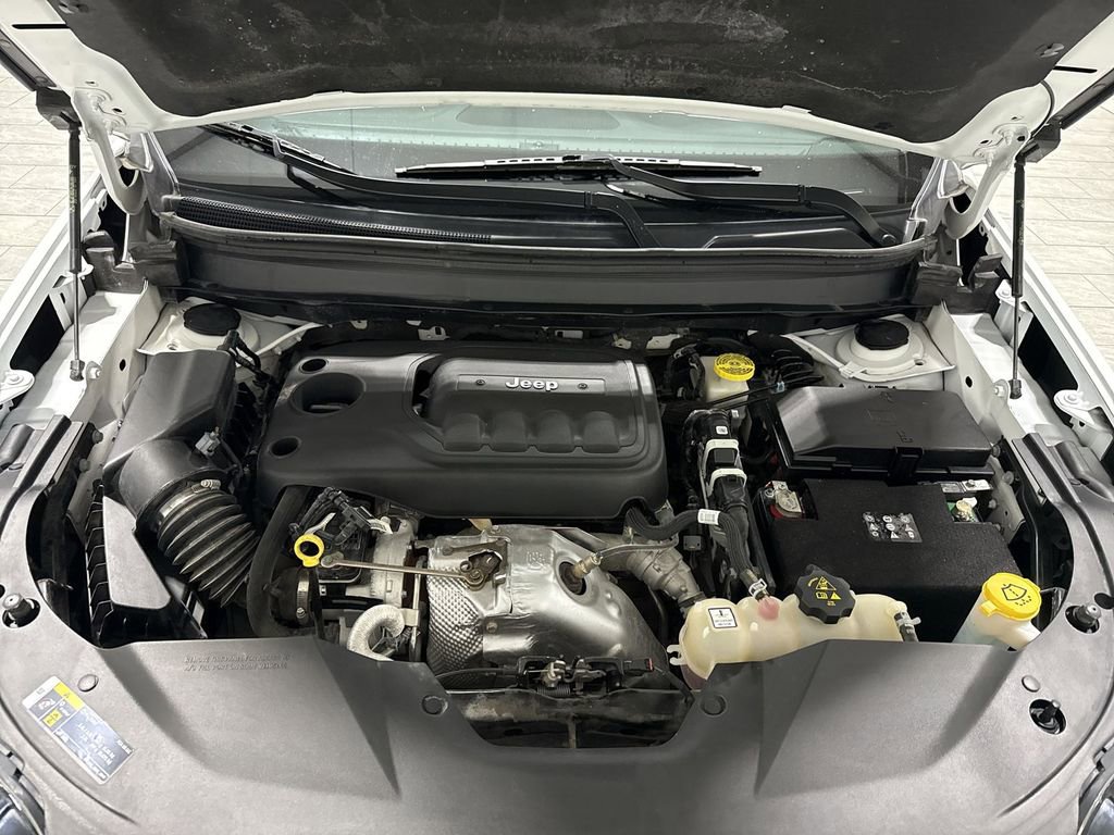 Used 2022 Jeep Cherokee Latitude Lux AWD/4WD image 31