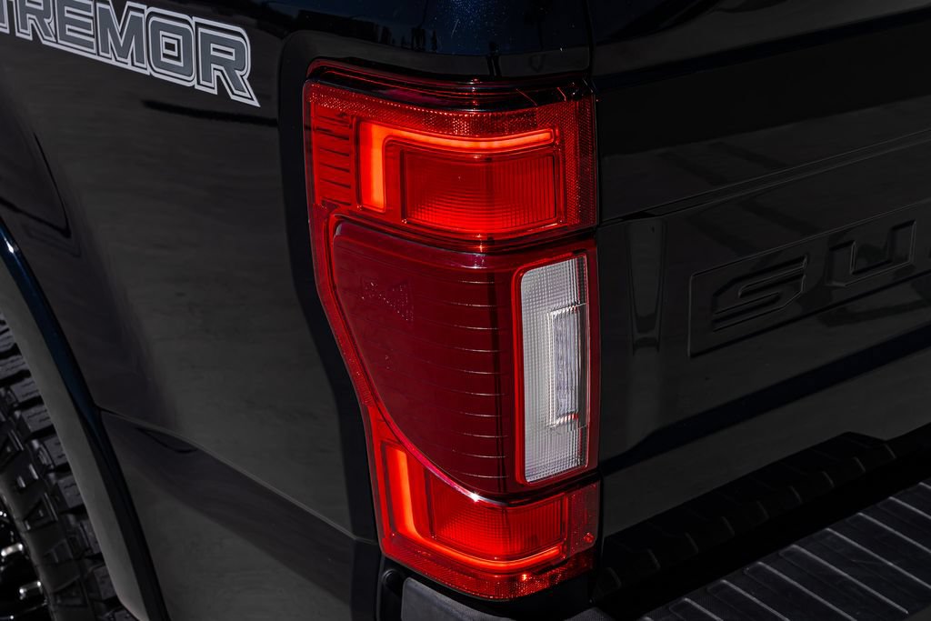 Used 2022 Ford F250 Lariat w/ Tremor Off-Road Package AWD/4WD image 13