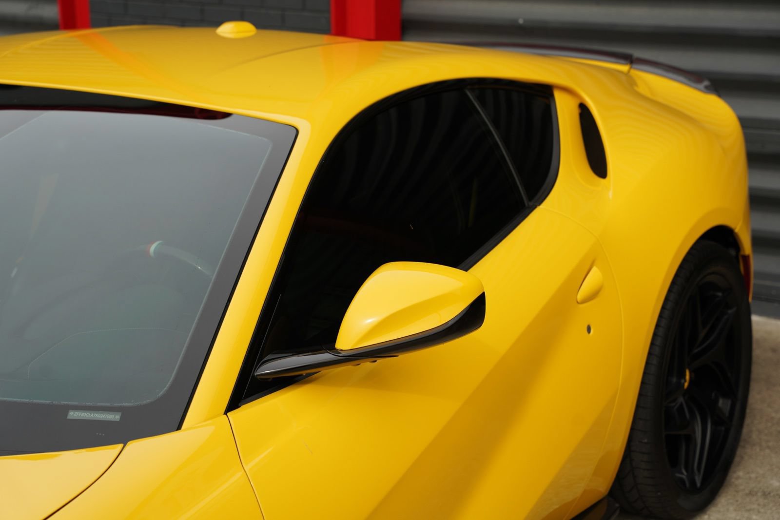 Used 2019 Ferrari 812 Superfast RWD image 11