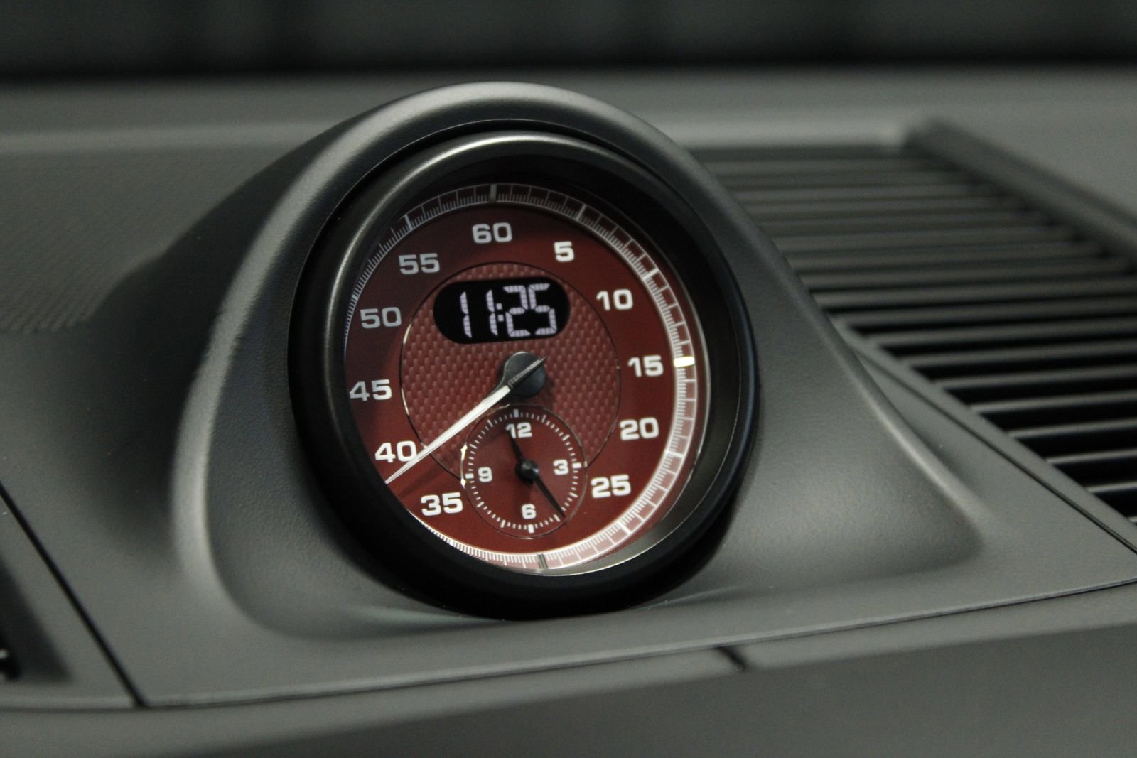 New 2026 Porsche Macan GTS AWD/4WD image 38