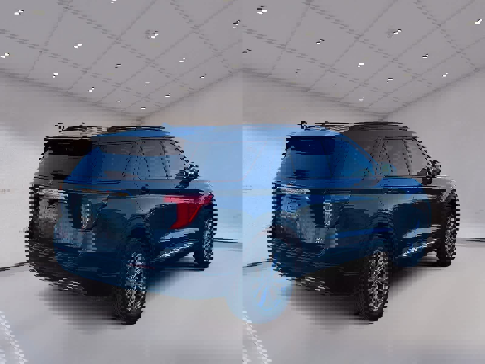 Certified 2023 Ford Explorer XLT w/ Equipment Group 202A image 5