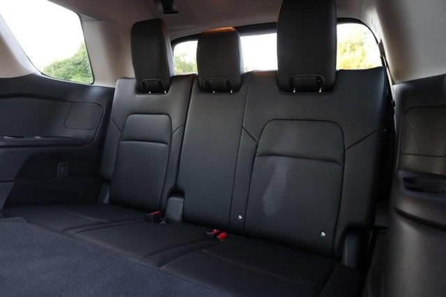 Certified 2026 Nissan Pathfinder SL FWD image 27