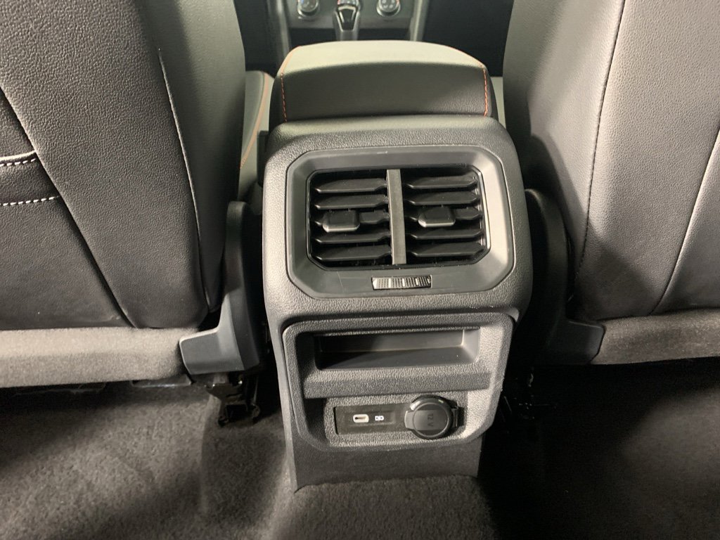 Used 2024 Volkswagen Tiguan Wolfsburg Edition image 34
