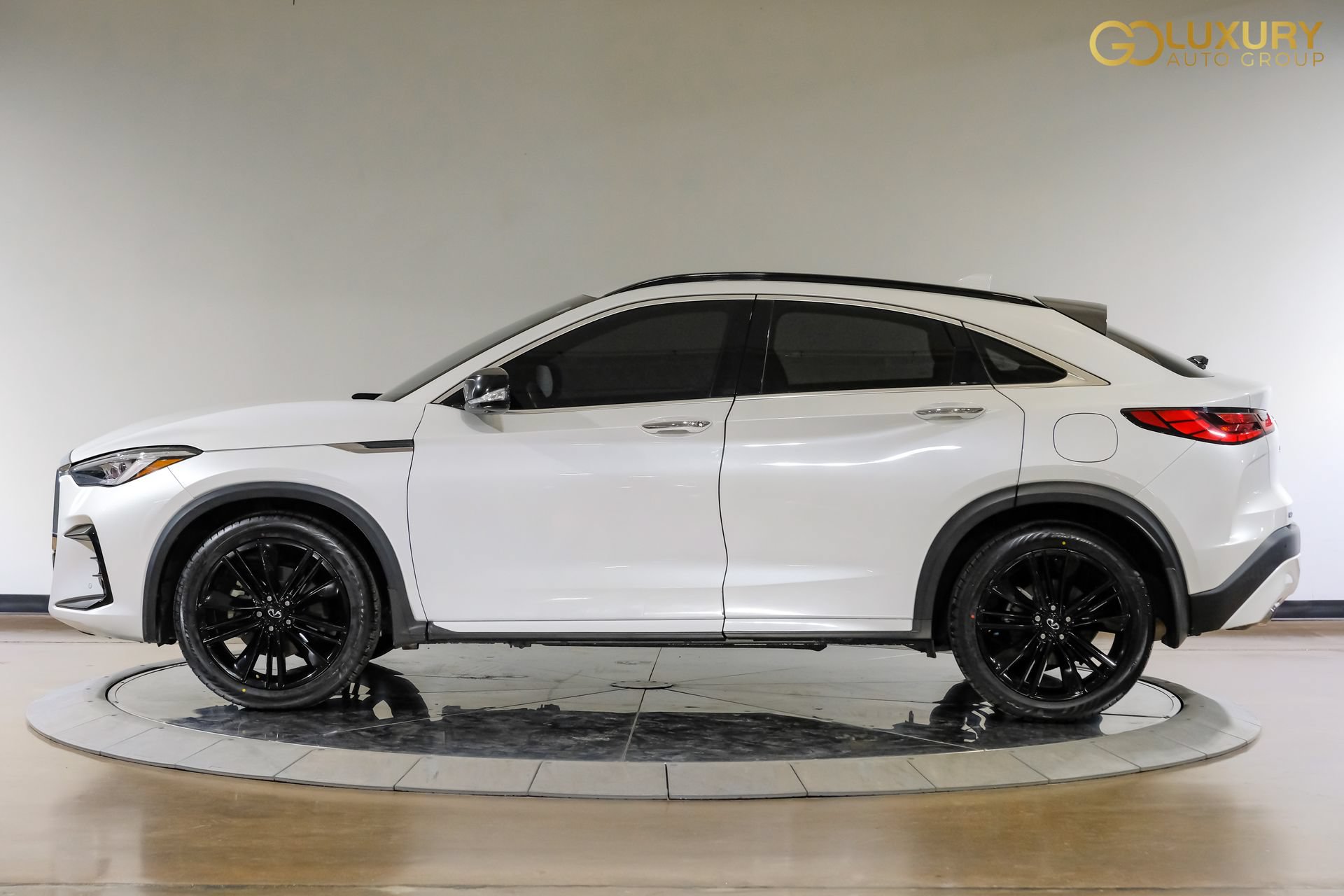 Used 2023 INFINITI QX55 Sensory w/ Lighting Package AWD/4WD image 13