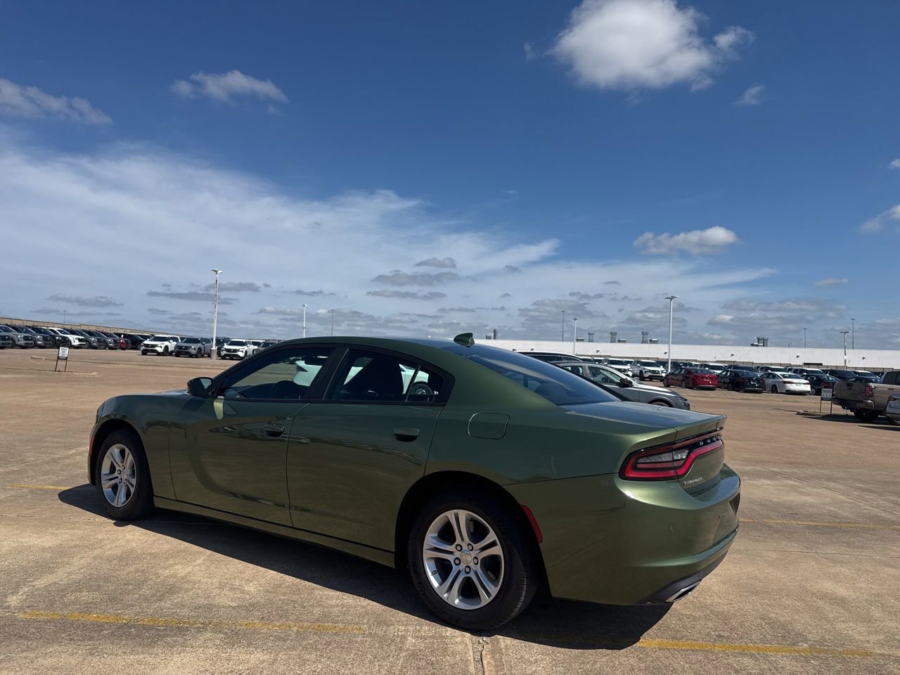 Used 2023 Dodge Charger SXT RWD image 14