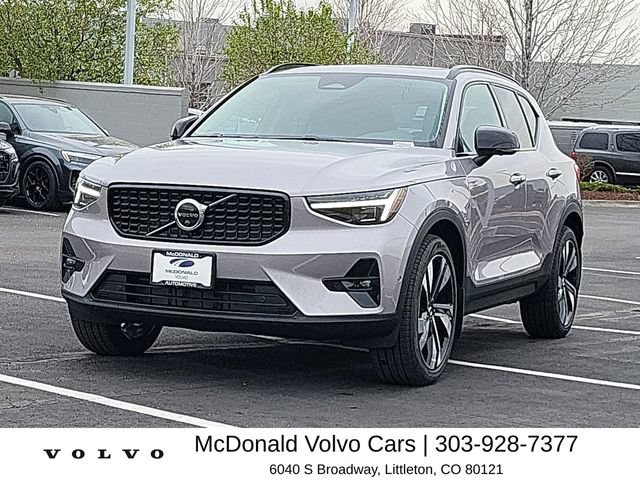 New 2026 Volvo XC40 B5 Ultra w/ Climate Package AWD/4WD image 4