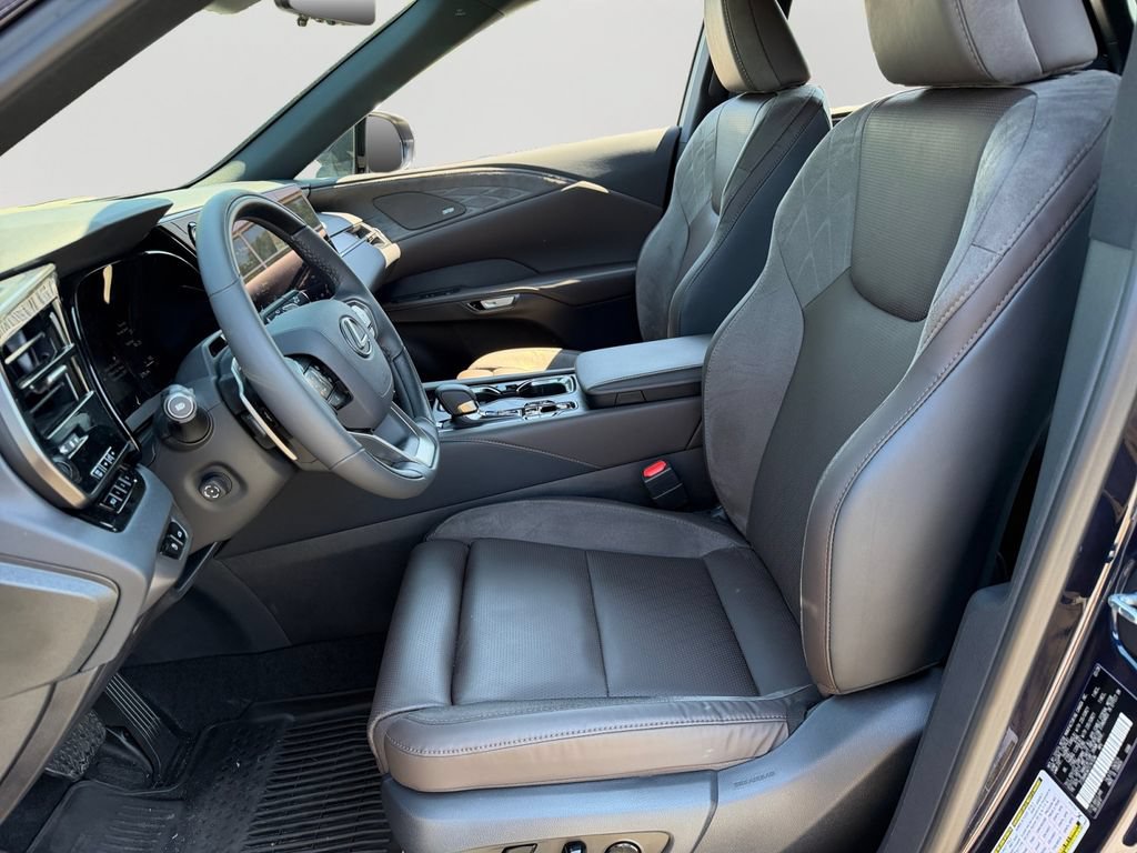 Certified 2026 Lexus RX 350 AWD w/ Convenience Package image 16
