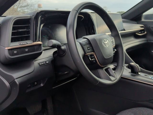 Certified 2023 Toyota Crown XLE image 14