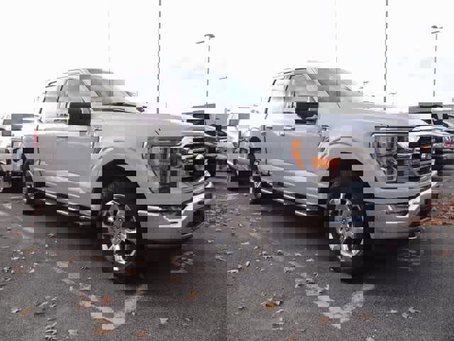 Used 2021 Ford F150 XLT w/ Equipment Group 302A High image 3