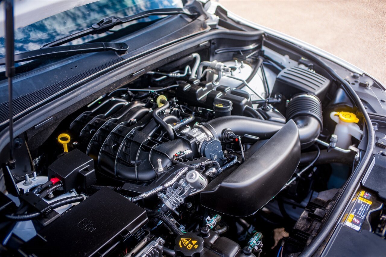 Used 2022 Dodge Durango GT image 41