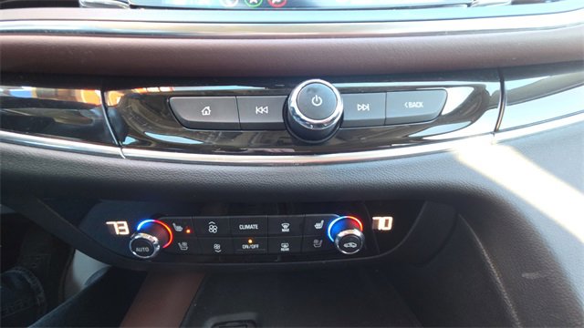 Used 2020 Buick Enclave Avenir w/ Avenir Technology Package image 36