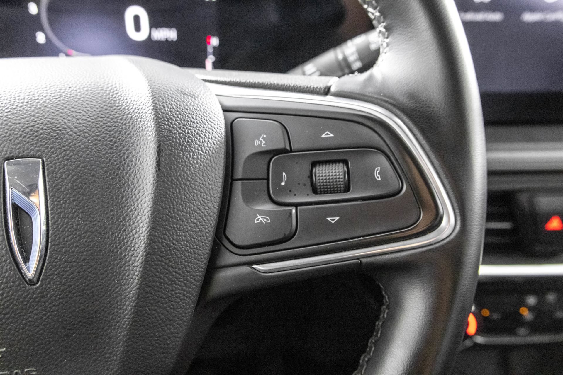 Used 2024 Buick Encore GX Sport Touring AWD/4WD image 26