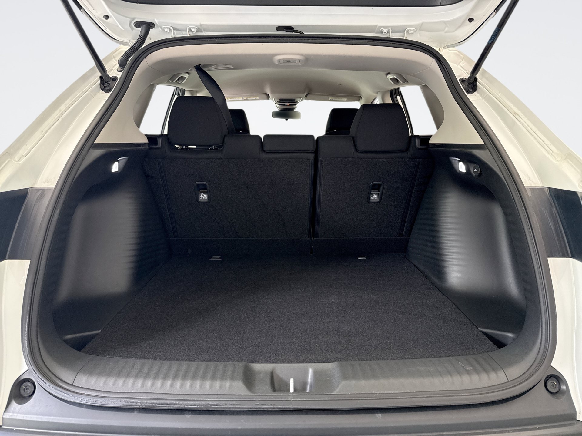 Used 2024 Honda HR-V LX image 18