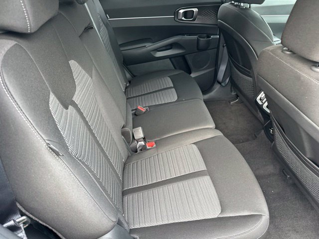 New 2026 Kia Sorento LX FWD image 14