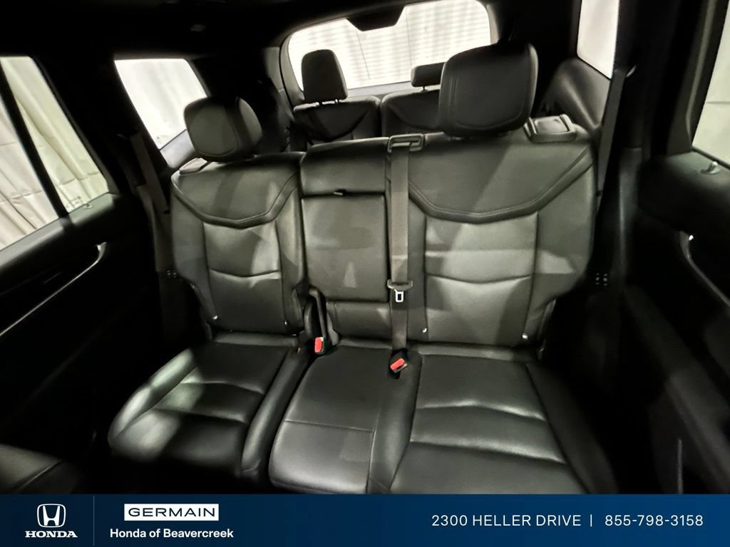 Used 2022 Cadillac XT6 Premium Luxury AWD/4WD image 28