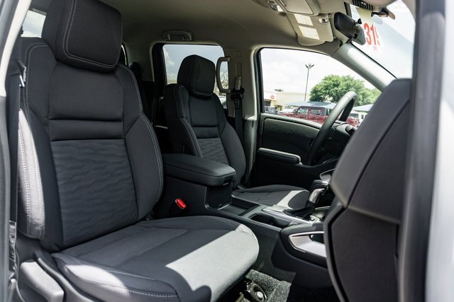 New 2025 Nissan Frontier SV w/ SV Convenience Package image 24