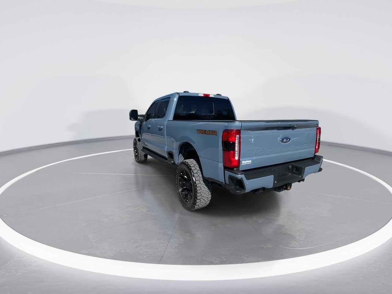 Used 2023 Ford F250 Lariat w/ Lariat Ultimate Package AWD/4WD image 14