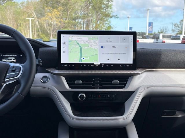 New 2026 Ford Explorer Active RWD image 17