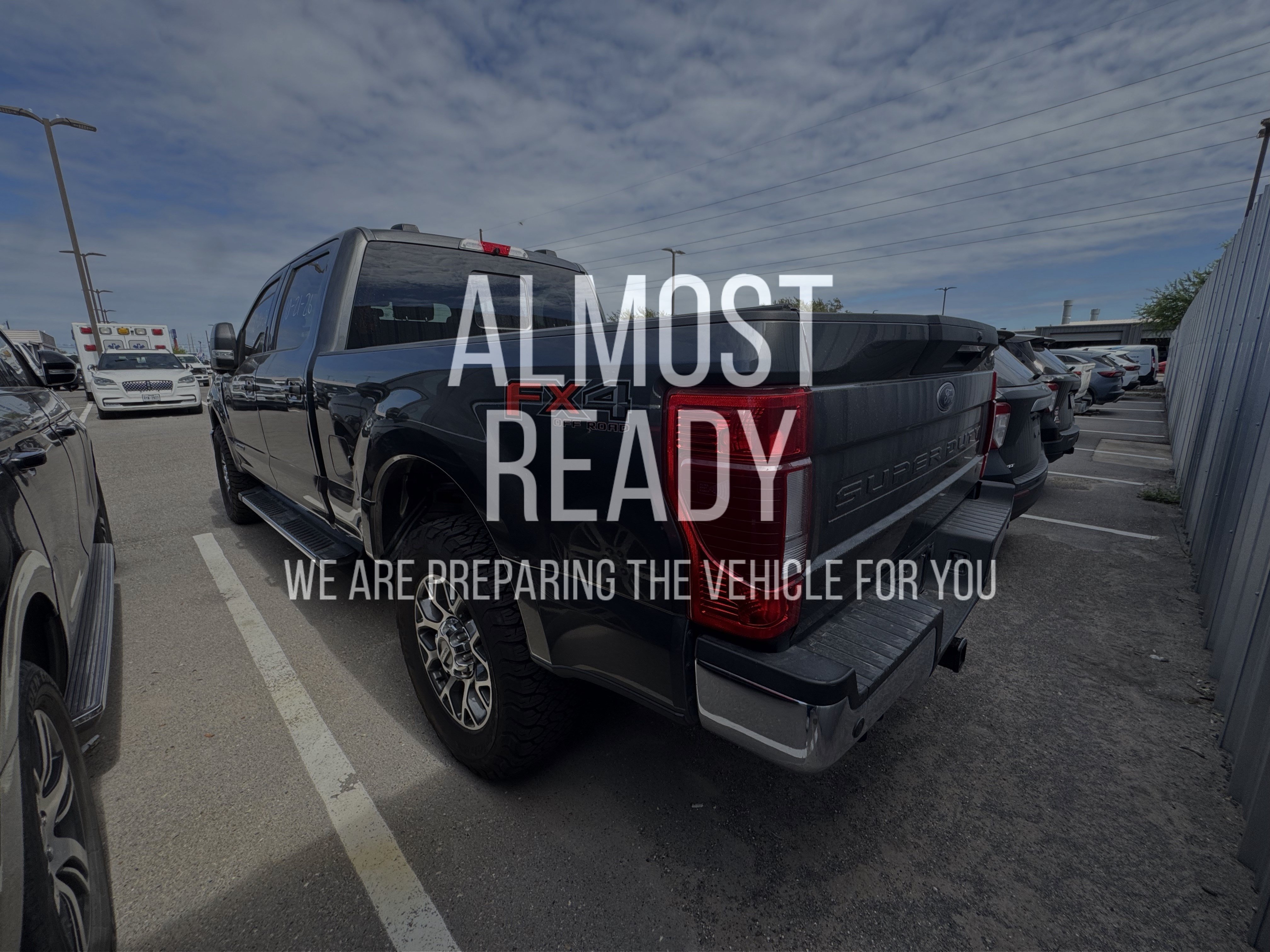 Used 2020 Ford F250 Lariat w/ Lariat Ultimate Package AWD/4WD image 4