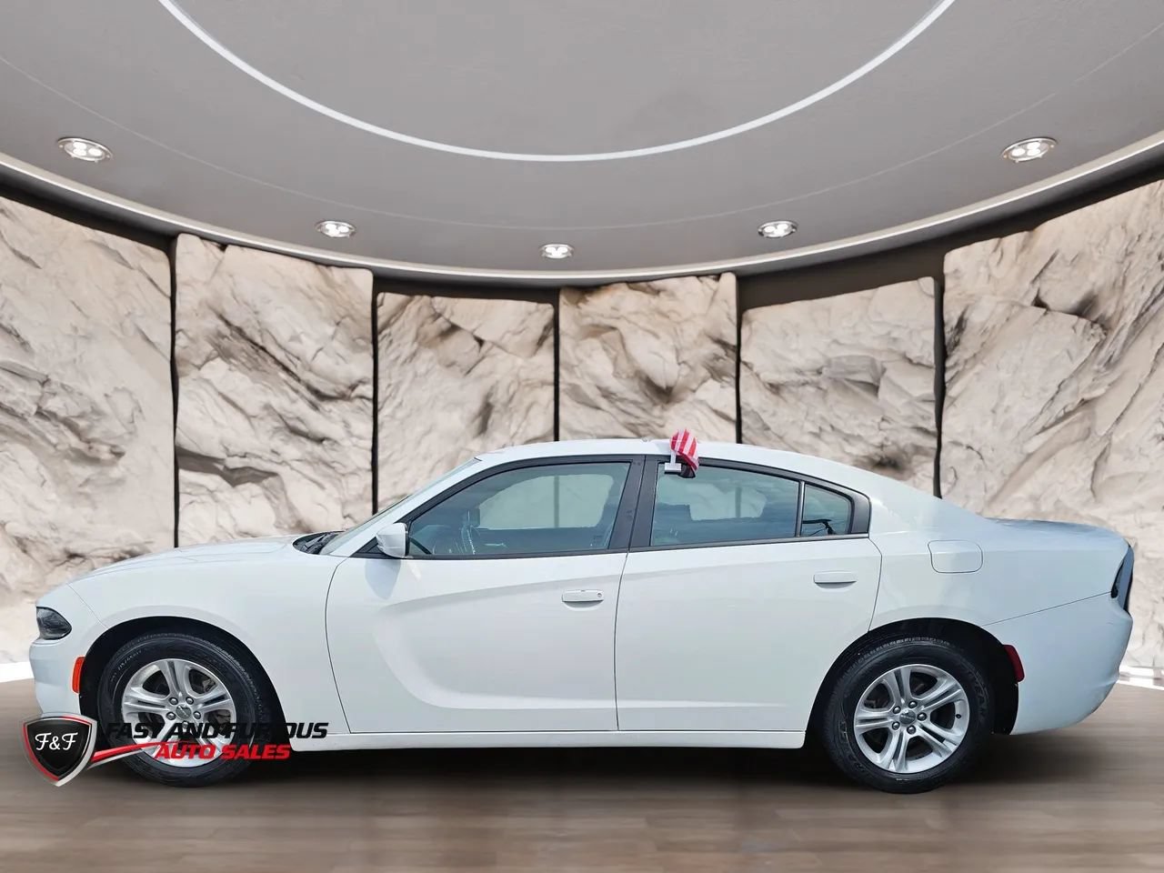 Used 2021 Dodge Charger SXT w/ Leather Interior Group RWD image 5