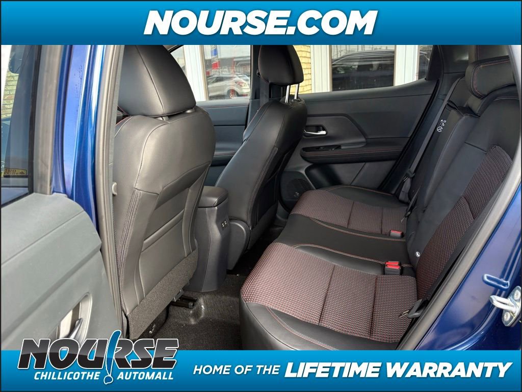 New 2025 Nissan Kicks SR image 12