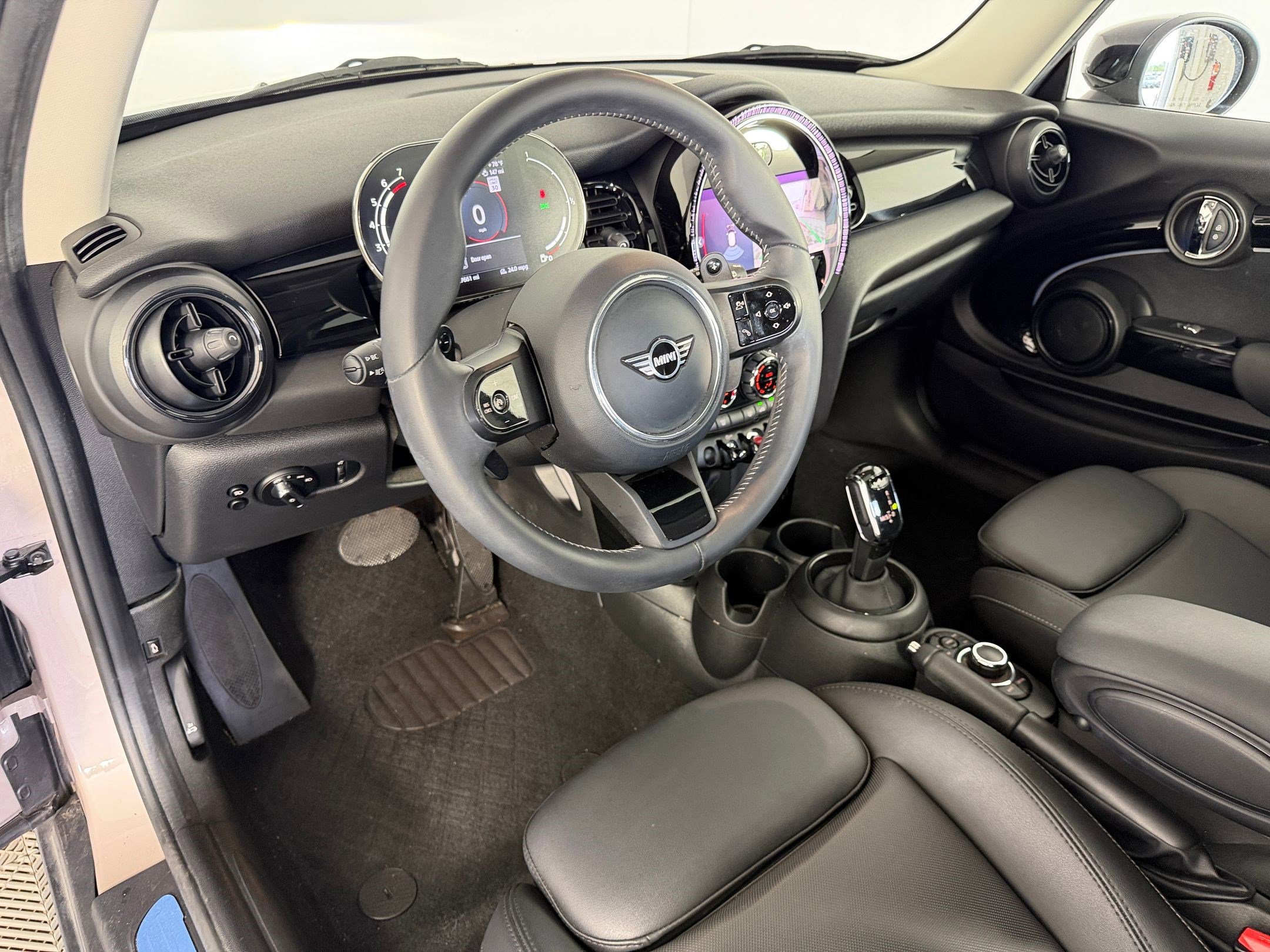 Used 2023 MINI Cooper S image 4