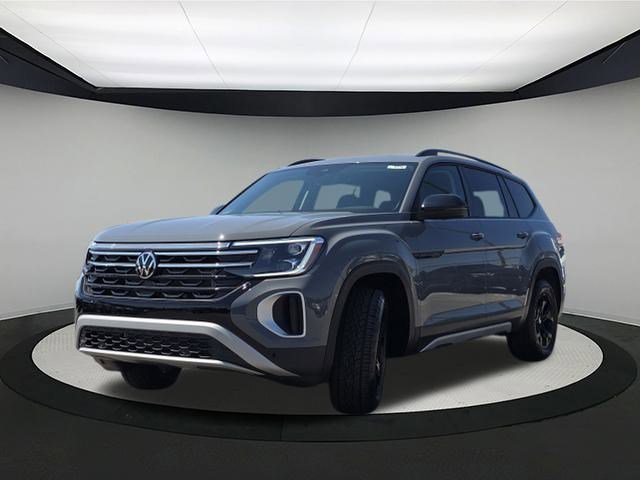 New 2025 Volkswagen Atlas Peak Edition SE image 3
