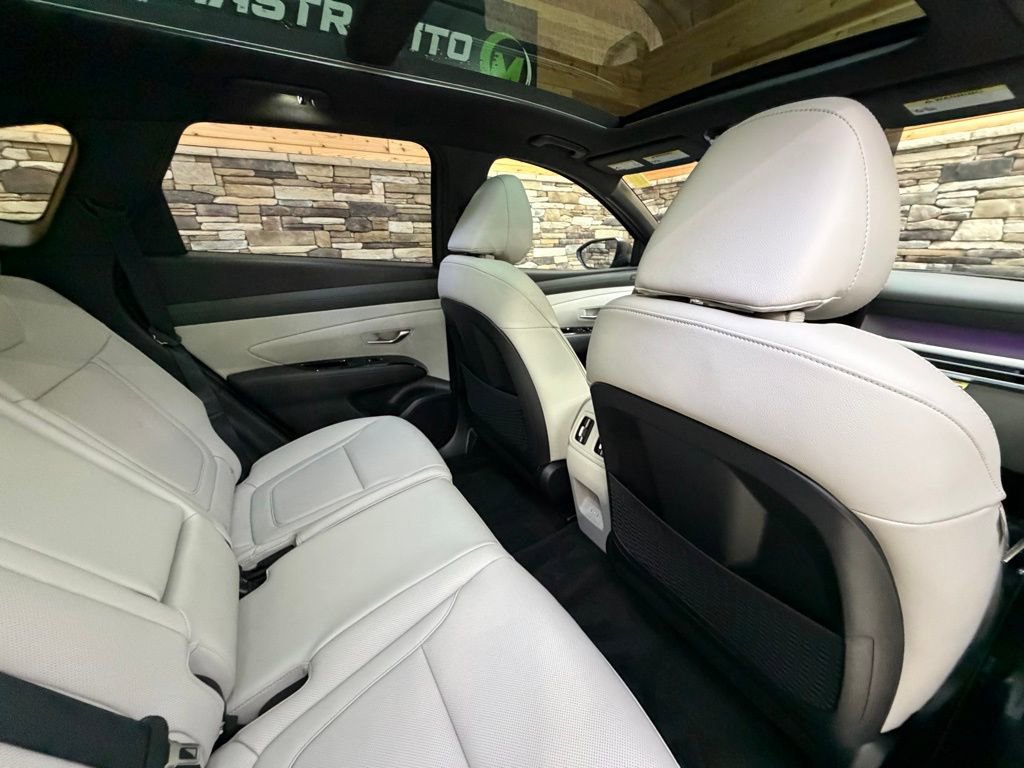 Used 2025 Hyundai Tucson Limited image 31