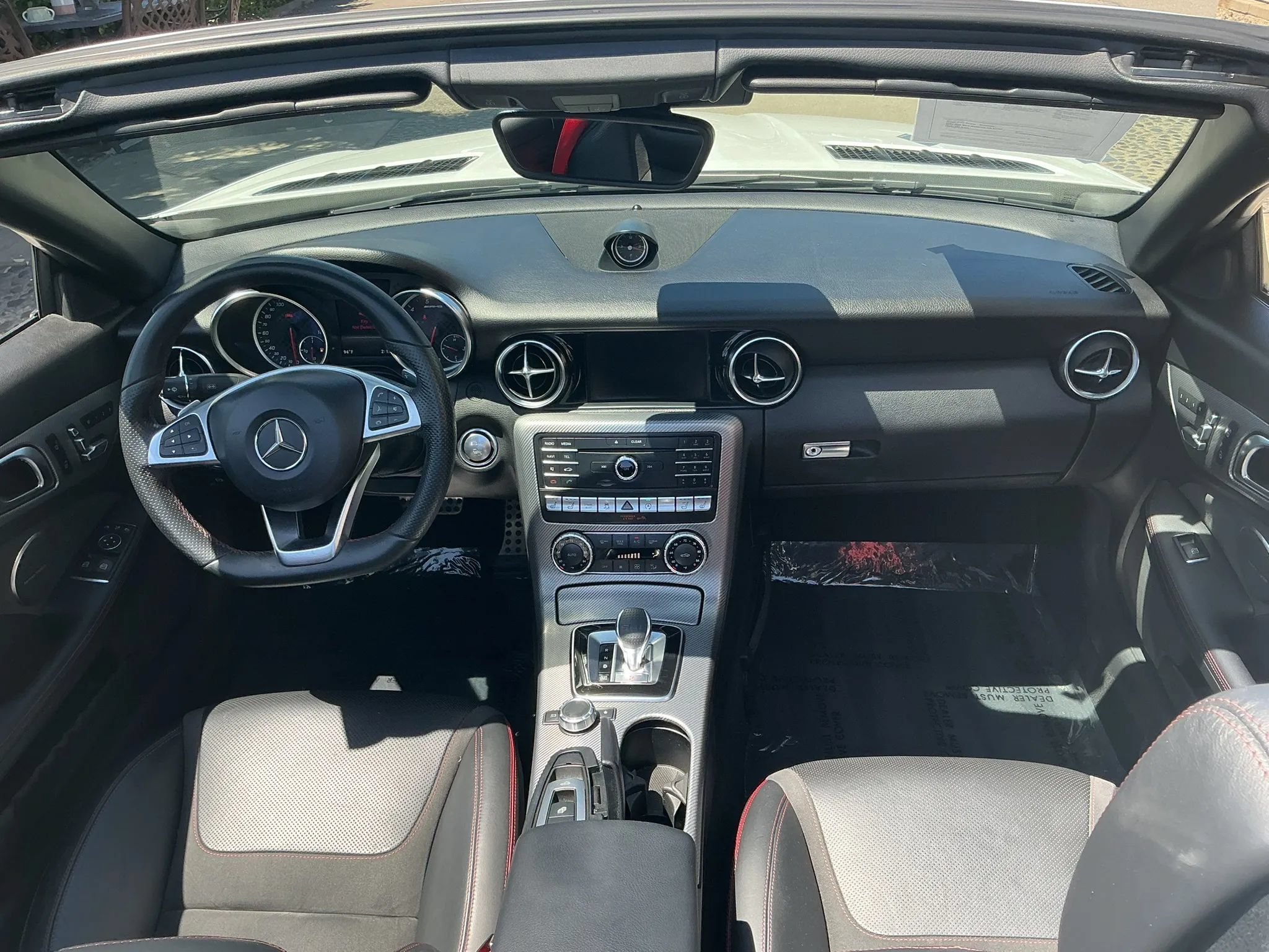 Used 2017 Mercedes-Benz SLC 43 AMG image 21