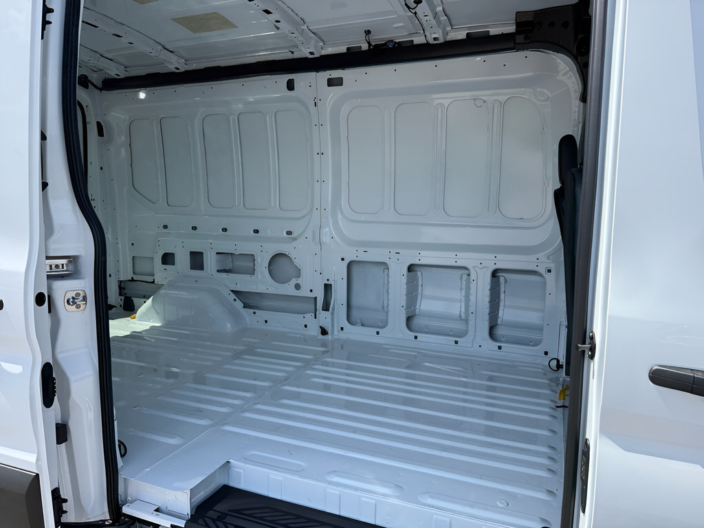 New 2026 Ford Transit 250 148 Medium Roof RWD image 7
