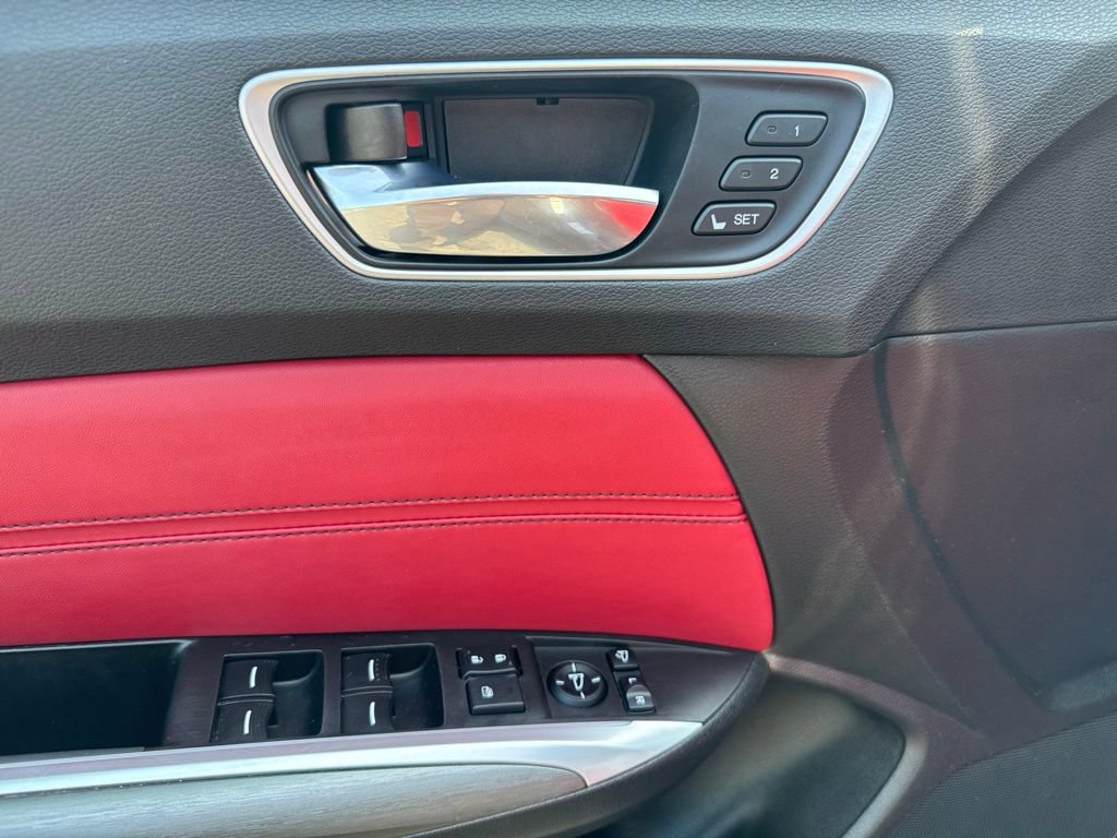 Used 2018 Acura TLX V6 w/ Technology & A-SPEC Pkg AWD/4WD image 15
