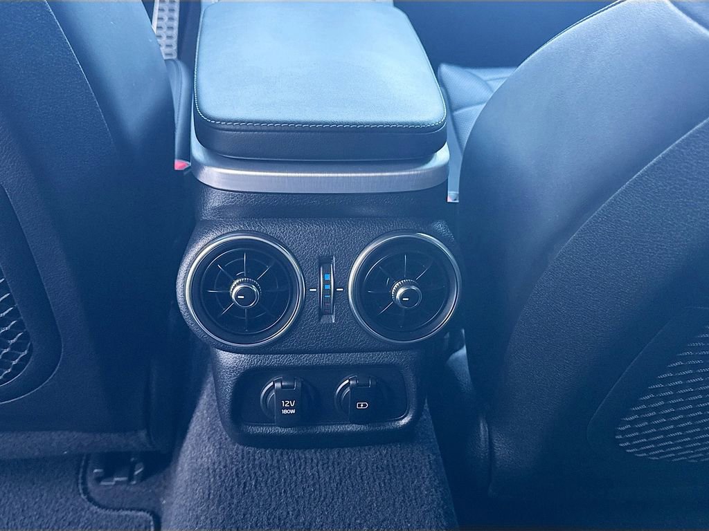 Used 2023 Kia Stinger GT2 image 29