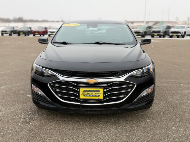 Used 2025 Chevrolet Malibu LT image 2