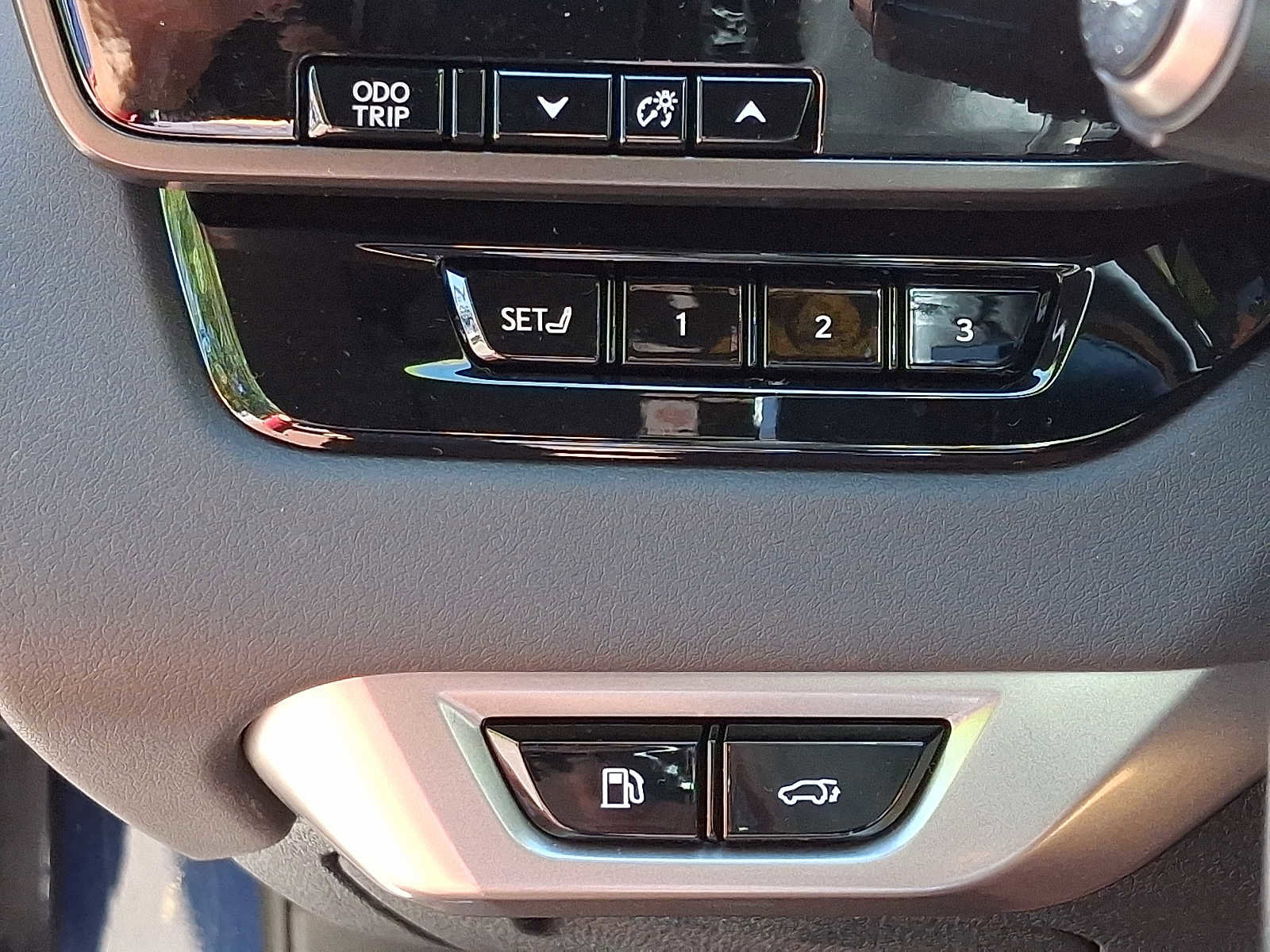 Used 2023 Lexus RX 350 Premium image 25