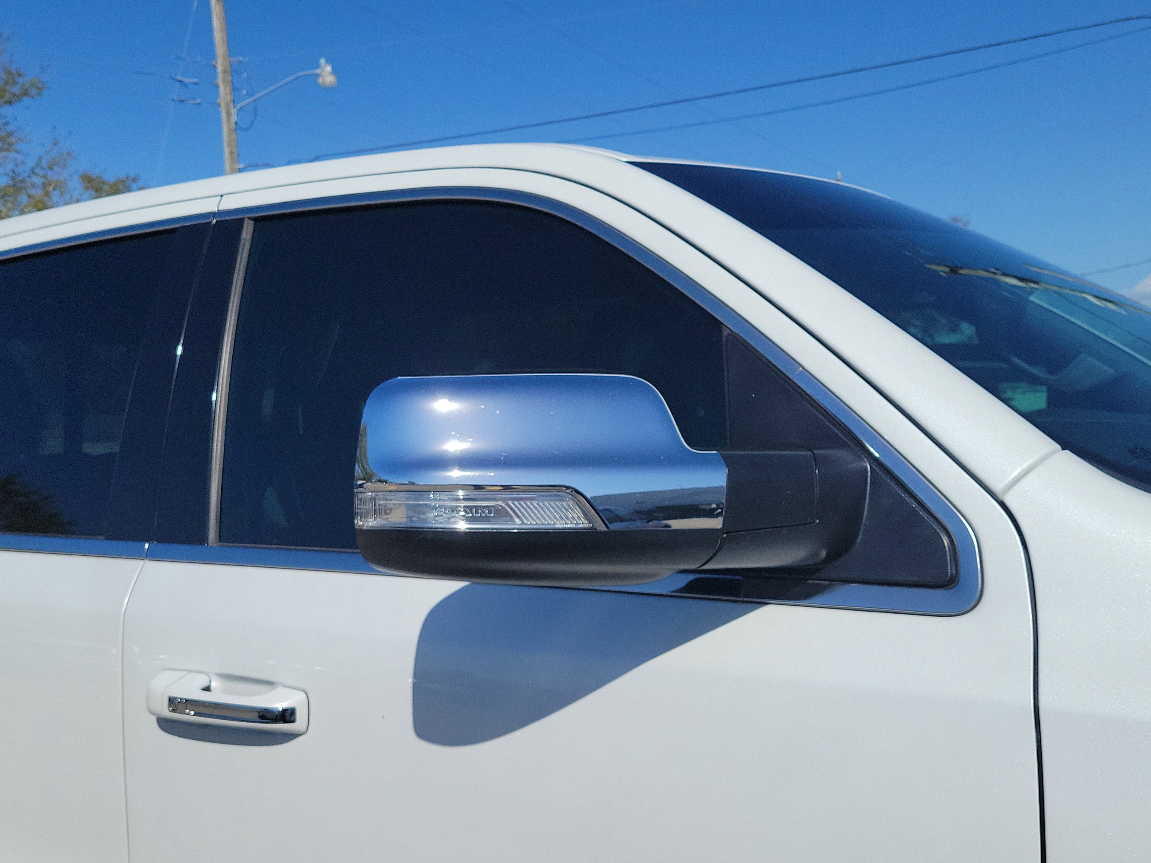 Used 2022 RAM 1500 Limited image 8