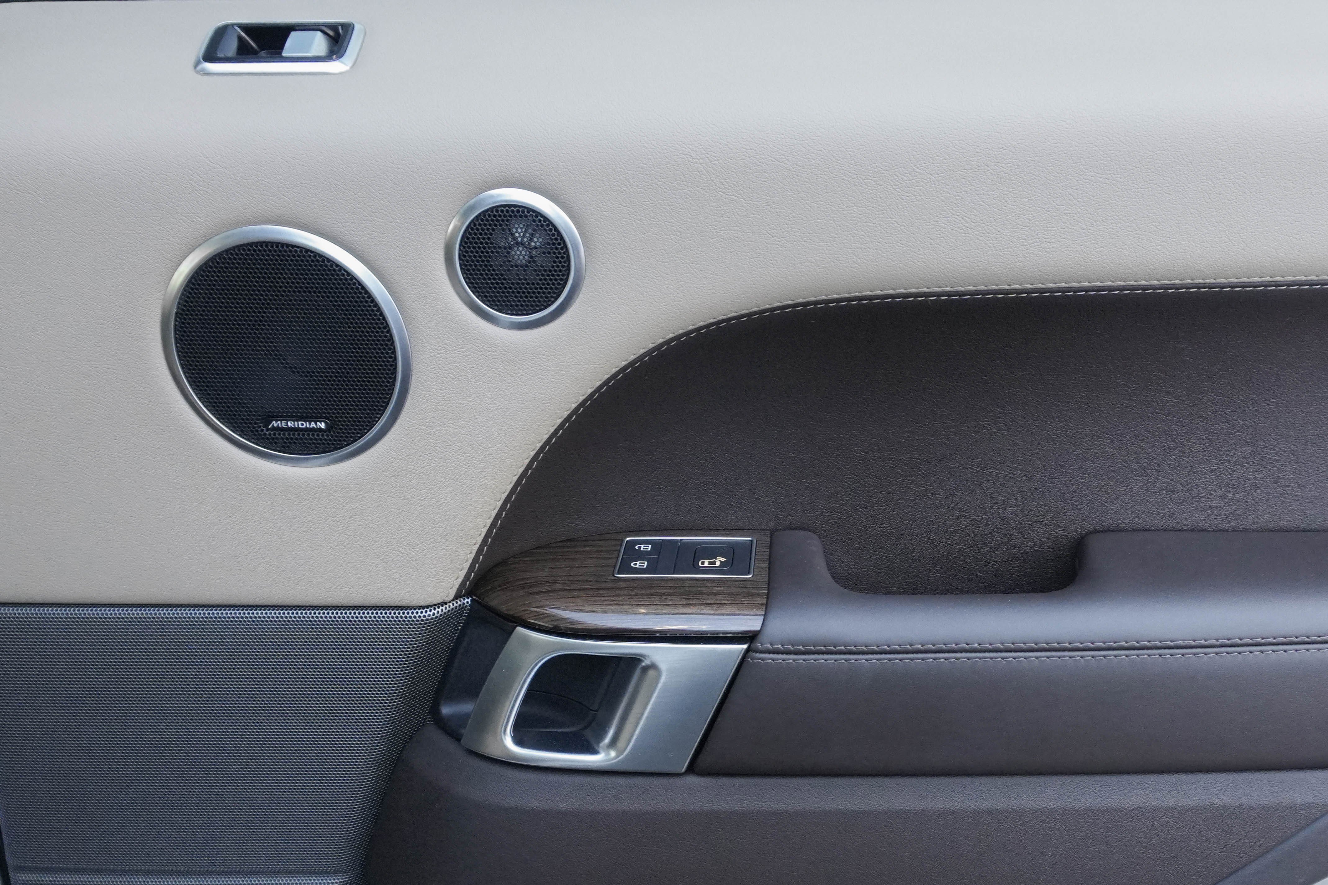 Used 2022 Land Rover Range Rover Sport HSE Silver Edition image 27