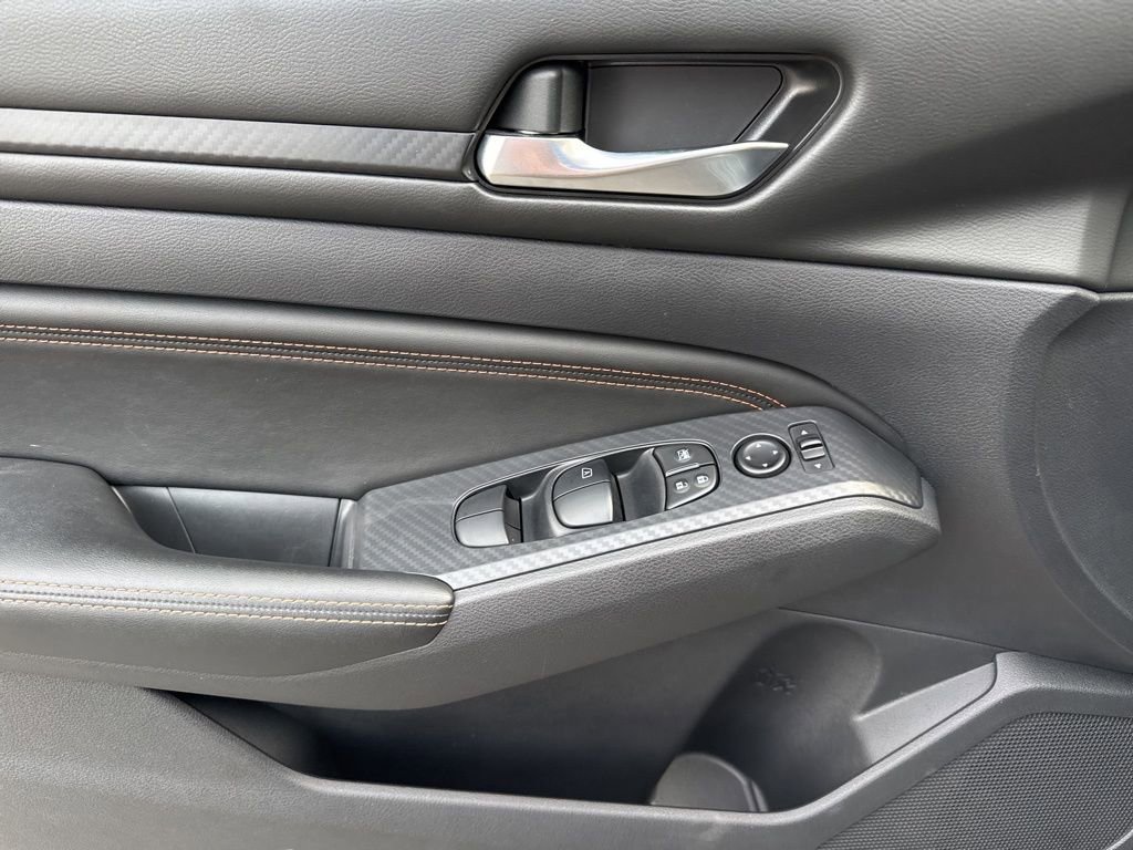 Used 2019 Nissan Altima 2.5 SR image 17