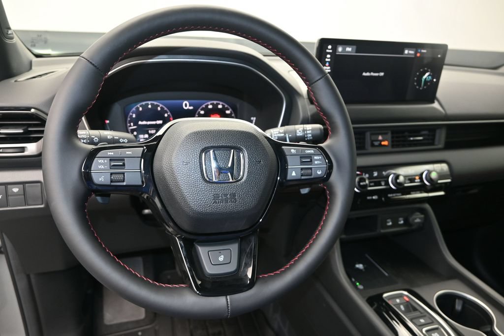 New 2026 Honda Pilot Black Edition image 17