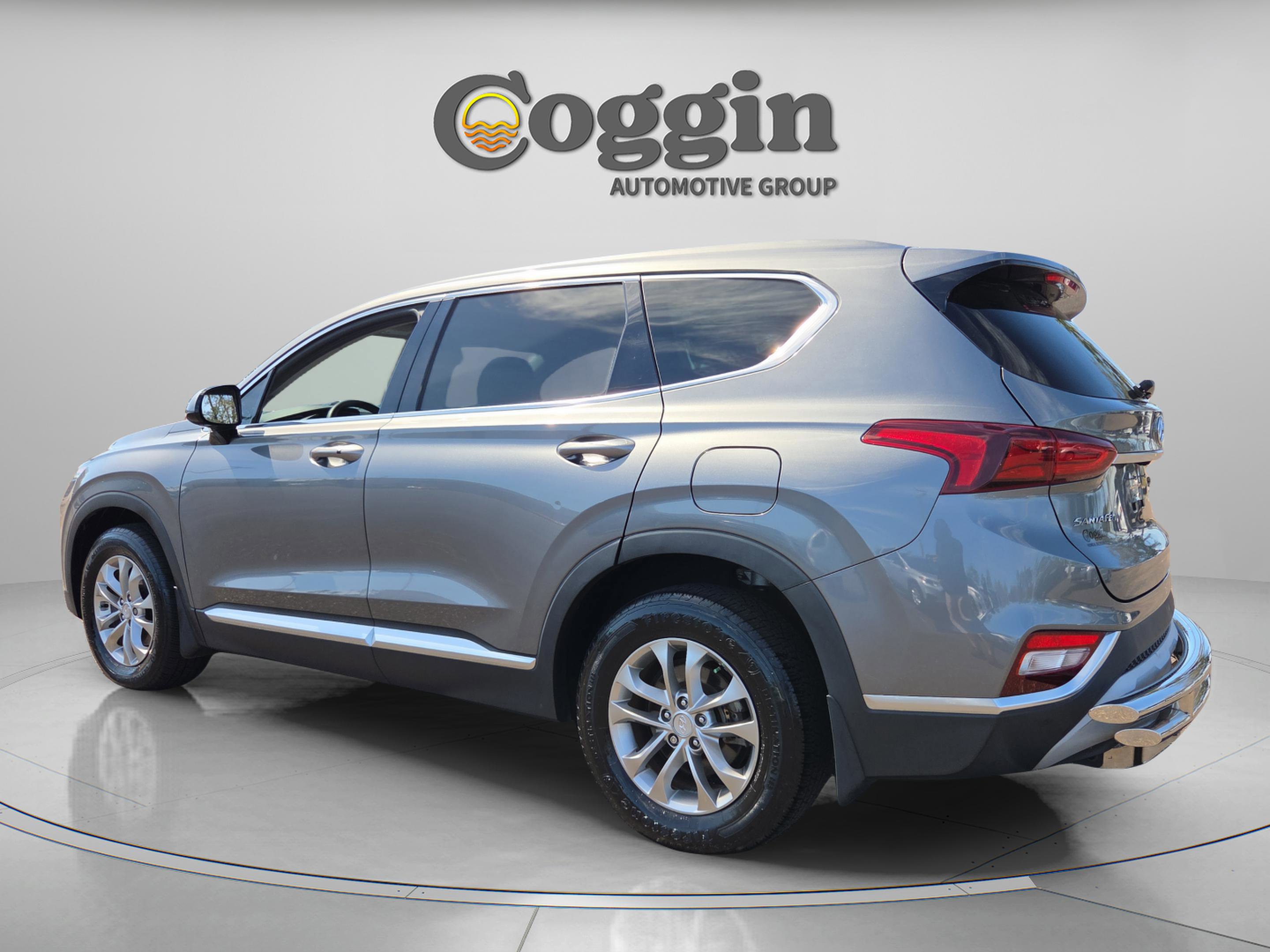 Used 2019 Hyundai Santa Fe SEL image 4
