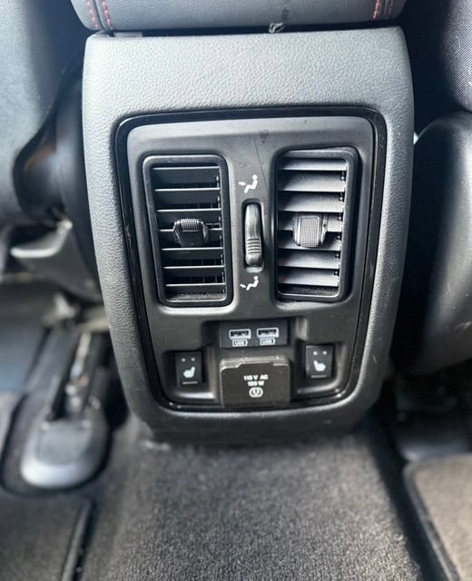 Used 2022 Dodge Durango R/T w/ Blacktop Package AWD/4WD image 26