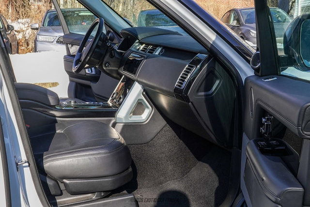 Used 2020 Land Rover Range Rover Long Wheelbase HSE image 35