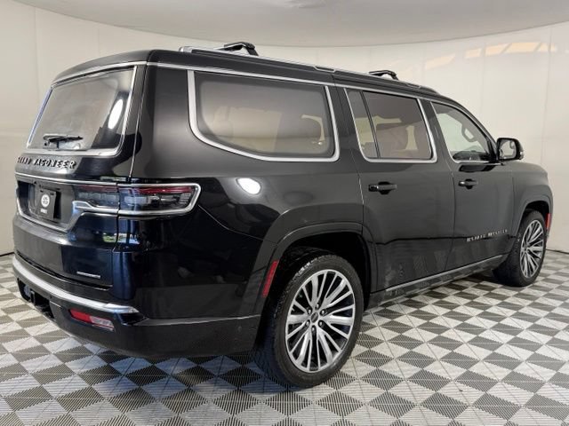 Used 2022 Jeep Grand Wagoneer Series III w/ Rear Seat Video Group 1 AWD/4WD image 15