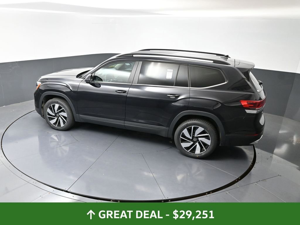 Used 2024 Volkswagen Atlas SE image 45