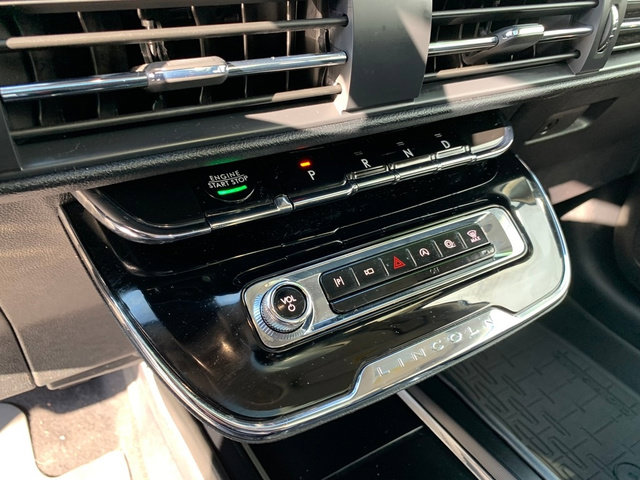 Certified 2023 Lincoln Corsair Reserve w/ Equipment Group 201A AWD/4WD image 24
