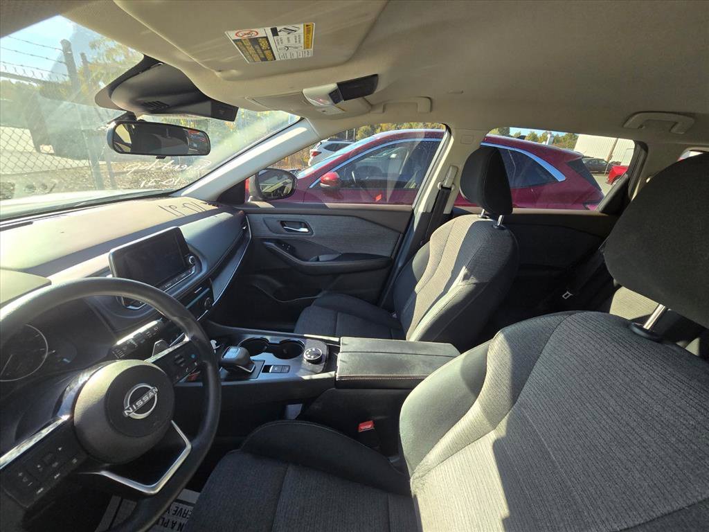 Used 2022 Nissan Rogue SV AWD/4WD image 4