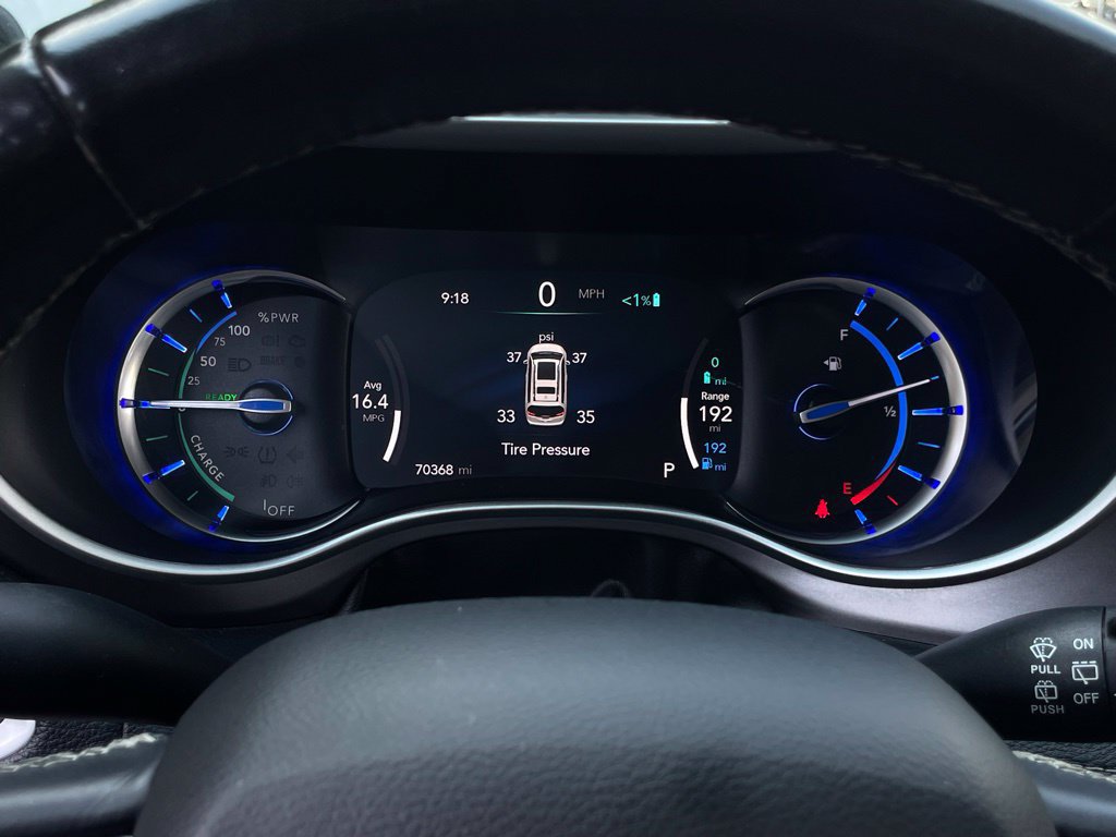 Used 2021 Chrysler Pacifica Touring-L FWD image 16