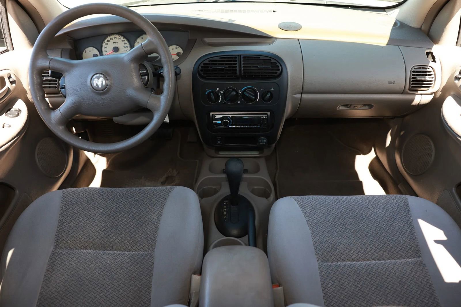Used 2001 Dodge Neon Highline image 21