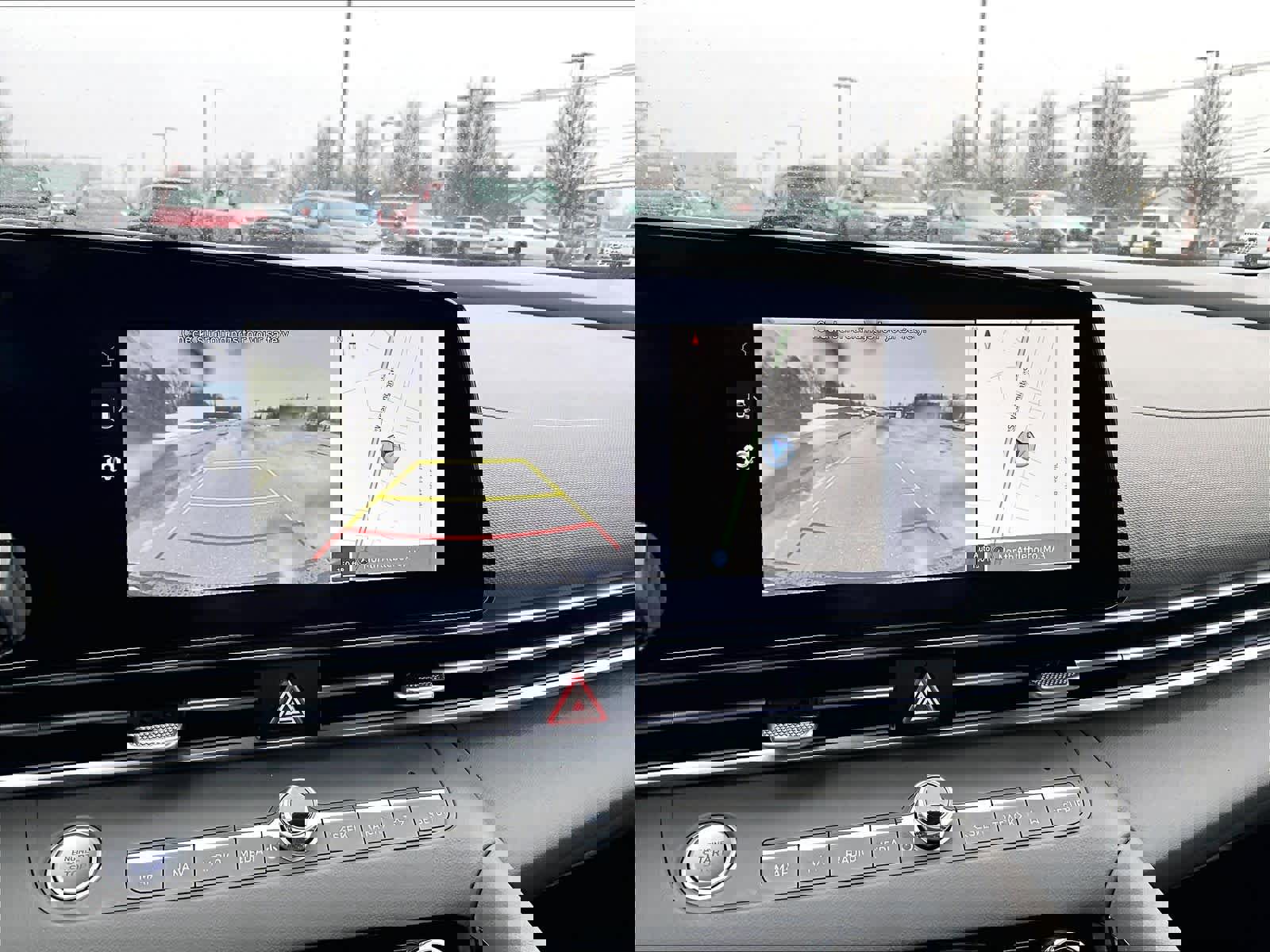 Used 2025 Hyundai Elantra SEL image 19