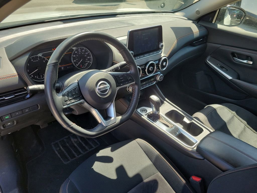 Used 2022 Nissan Sentra SR w/ Trunk Package image 18