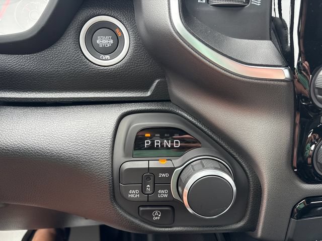 New 2026 RAM 1500 Express AWD/4WD image 19